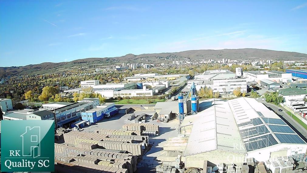 BRATISLAVA III. - RAČA - NA PREDAJ - priemyselný objekt s polyfunkčnou budovou s veľkou halou, ubytovacími a kancelárskymi priestormi v Bratislave