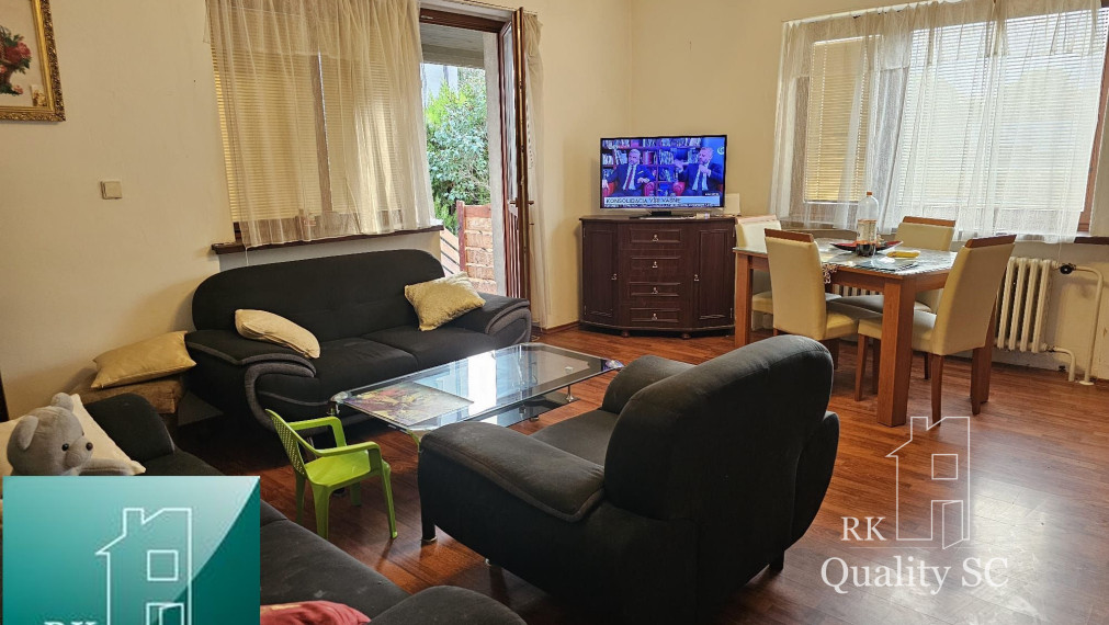 NOVÁ CENA - Okr. Senec - TUREŇ - EXKLUZÍVNE NA PREDAJ rodinný dom na 8 á pozemku s veľkometrážnymi izbami