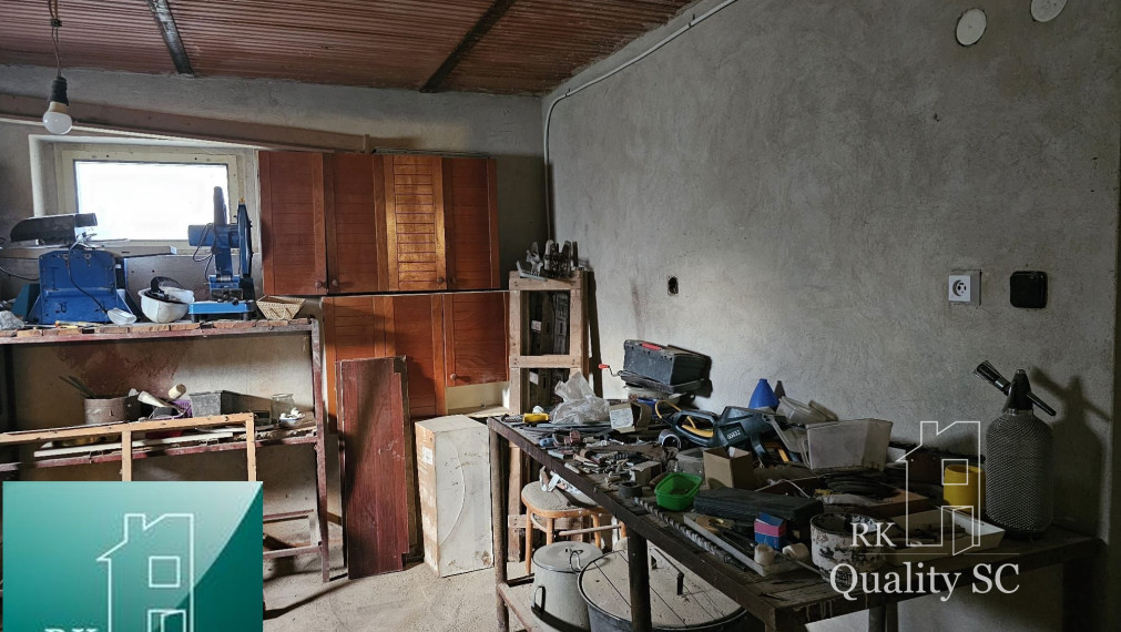 NOVÁ CENA - Okr. Senec - TUREŇ - EXKLUZÍVNE NA PREDAJ rodinný dom na 8 á pozemku s veľkometrážnymi izbami