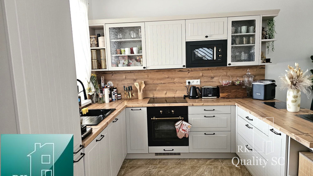  Nová Dedinka - EXKLUZÍVNE NA PREDAJ  3. ročná NÍZKOENERGETICKÁ NOVOSTAVBA dvoj-podlažného 4 izbového rodinného domu v žiadanej lokalite 