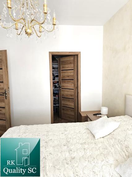  Nová Dedinka - EXKLUZÍVNE NA PREDAJ  3. ročná NÍZKOENERGETICKÁ NOVOSTAVBA dvoj-podlažného 4 izbového rodinného domu v žiadanej lokalite 