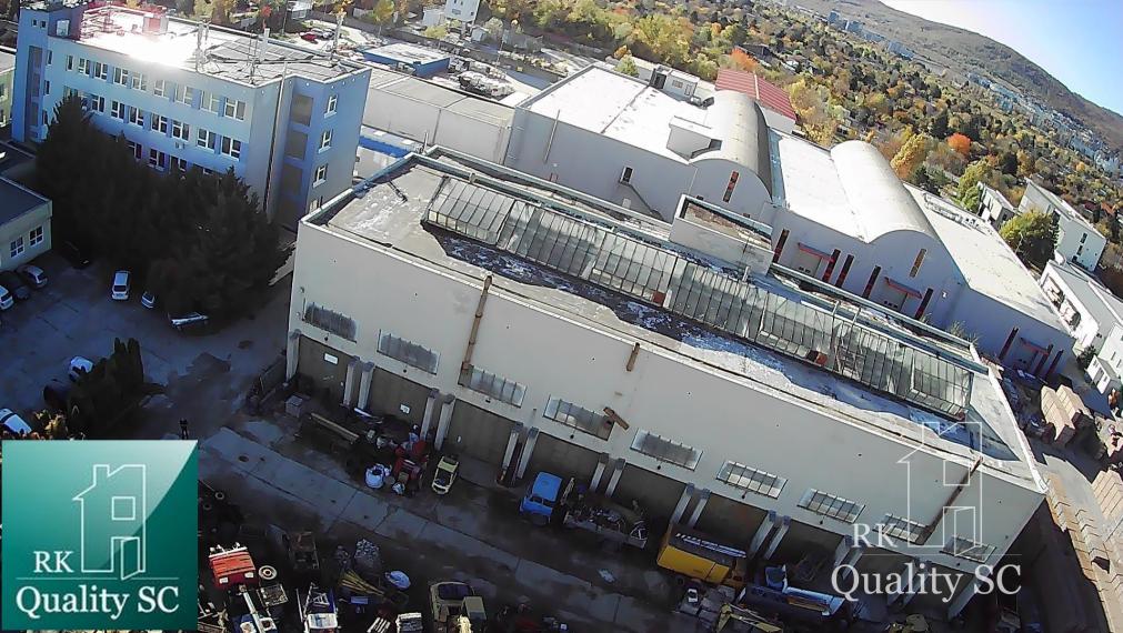 BRATISLAVA III. - RAČA - NA PREDAJ - priemyselný objekt s polyfunkčnou budovou s veľkou halou, ubytovacími a kancelárskymi priestormi v Bratislave