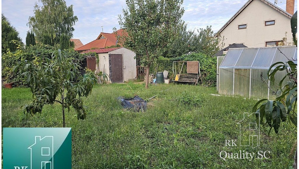 NOVÁ CENA - Okr. Senec - TUREŇ - EXKLUZÍVNE NA PREDAJ rodinný dom na 8 á pozemku s veľkometrážnymi izbami