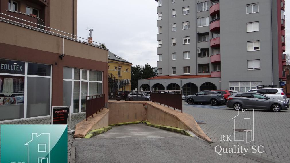 NA PRENÁJOM - GARÁŽOVÉ STÁTIA v centre mesta SENEC