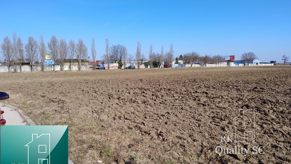 SENEC - NA PREDAJ stavebný pozemok pre šport a rekreáciu - pre developerov SLNEČNÉ JAZERÁ SEVER zvýhodnená cena - máme ÚPI