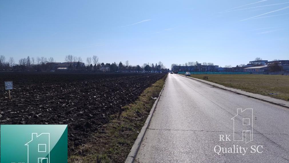 SENEC - NA PREDAJ stavebný pozemok pre šport a rekreáciu - pre developerov SLNEČNÉ JAZERÁ SEVER zvýhodnená cena - máme ÚPI