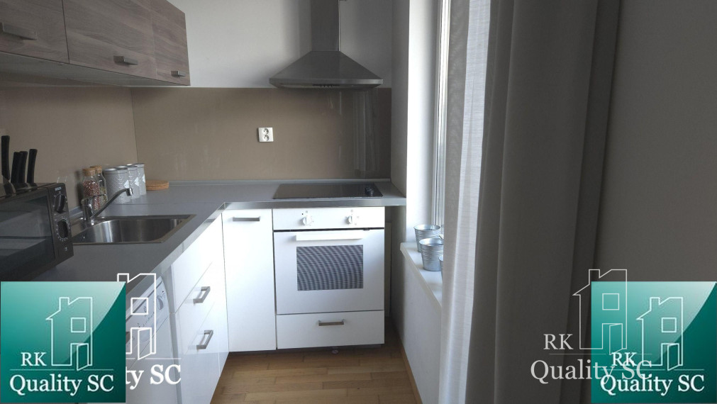 PREDANÉ - Bratislava II - Ružinov - Nivy - NA PREDAJ 1 izbový priestranný byt + garáž v polyfunkčnom dome MEINL RESIDENCE
