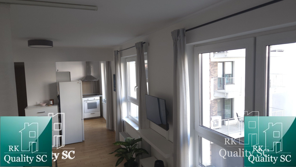 PREDANÉ - Bratislava II - Ružinov - Nivy - NA PREDAJ 1 izbový priestranný byt + garáž v polyfunkčnom dome MEINL RESIDENCE