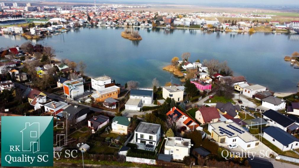 NOVÁ CENA - SENEC SLNEČNÉ JAZERÁ JUH – NA PREDAJ – novostavba rekreačný dom – chata PRE NÁROČNÝCH aj na trvalé bývanie