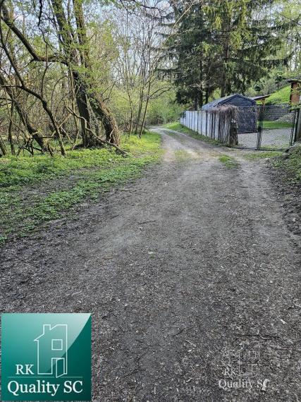 NA PREDAJ - Bratislava IV. - Devín - nie na výstavbu, ale na oddych - výnimočný pozemok v srdci prírody pod Švábskym vrchom o rozlohe 11 467 m2