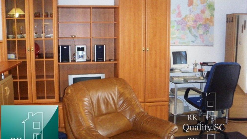 NA PRENÁJOM - krásny 1 izbový byt zariadený s terasou v tehlovom dome v tichej lokalite