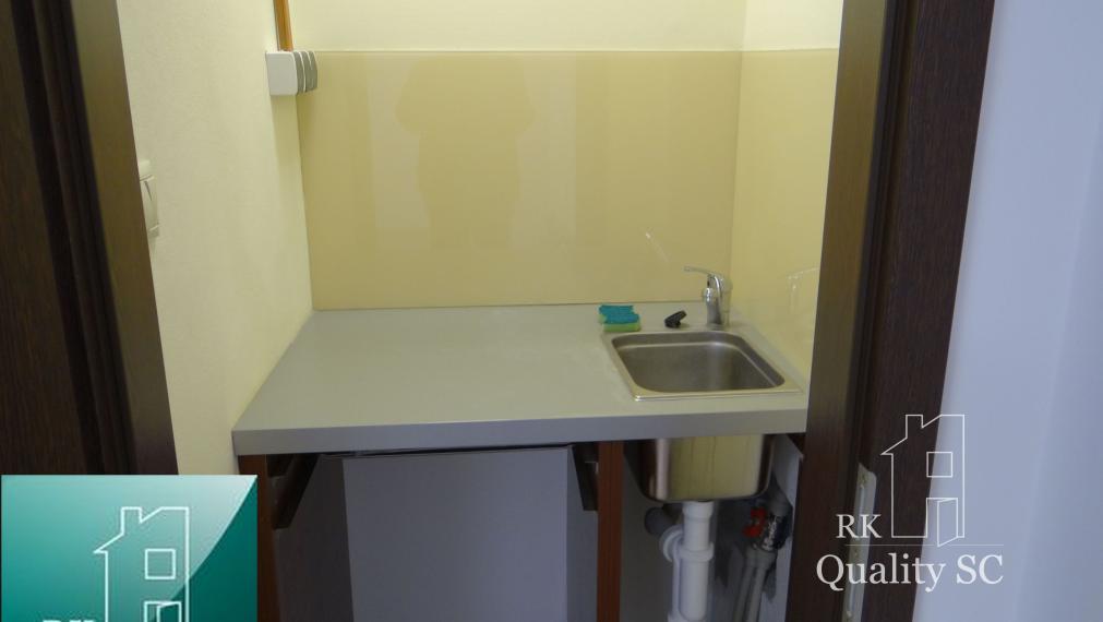 NA PRENÁJOM – komerčný priestor na podnikanie v rodinnom dome v blízkosti centra mesta SENEC - ul. Šafárikova