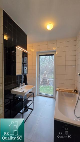 REZERVOVANÉ - SENEC - NA PREDAJ dizajnovo zariadený 3 izbový rodinný dom v kľudnej lokalite Lesoparku v Senci