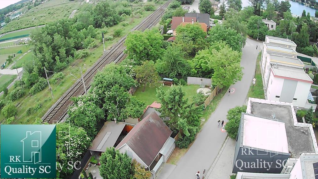 REZERVOVANÉ - SENEC – SLNEČNÉ JAZERÁ JUH – NA PREDAJ – novostavba 3 izbového bytu s fotovoltikou v rekreačnej dvoj-chate so záhradou a parkingom