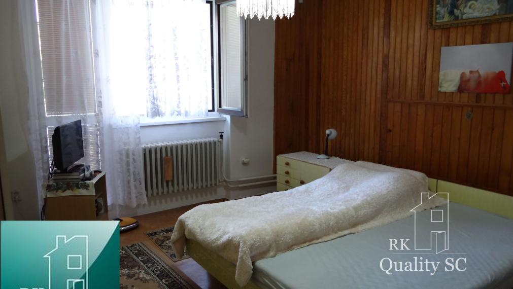 okr. SENEC - Kráľová pri Senci - NA PREDAJ - dve bytové jednotky v dvoj-podlažnom RD so samostatnými vstupmi - aj pre viacgeneračnú rodinu