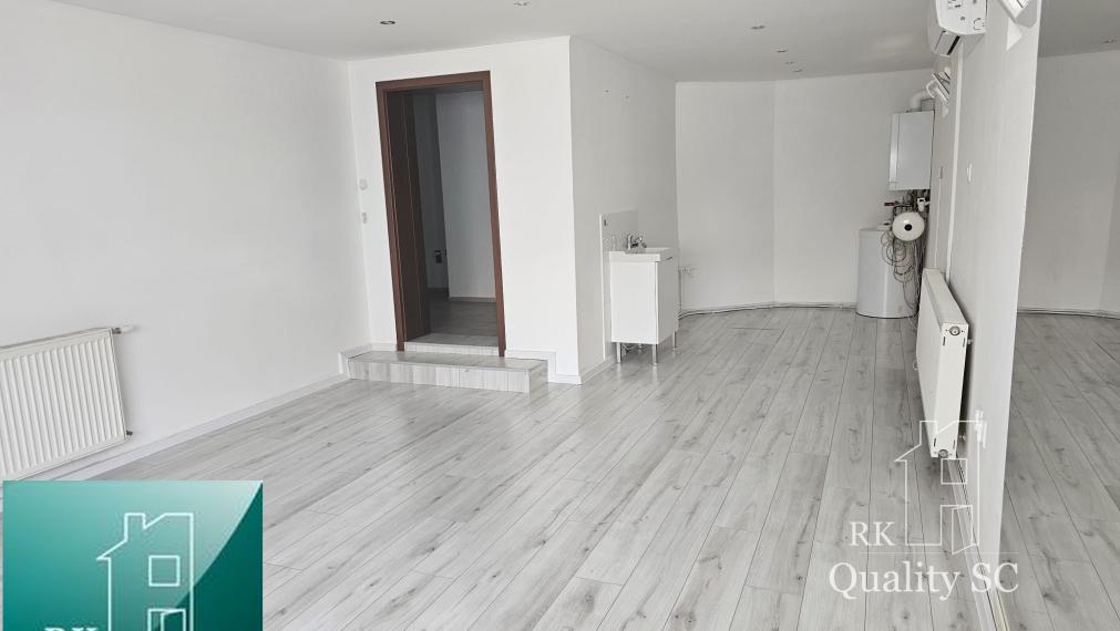 SENEC – obchodný priestor - kancelária - salón, na Lichnerovej ulici v centre mesta