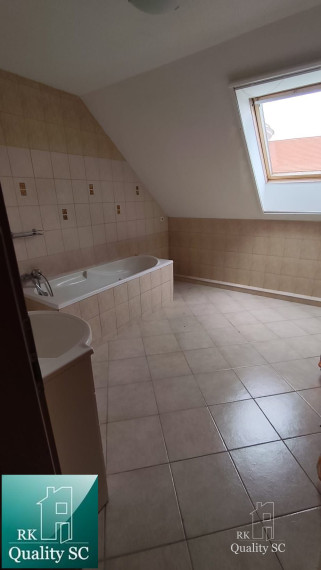 Okres SENEC - obec ČATAJ - NA PREDAJ 4. izbový priestranný mezonetový byt