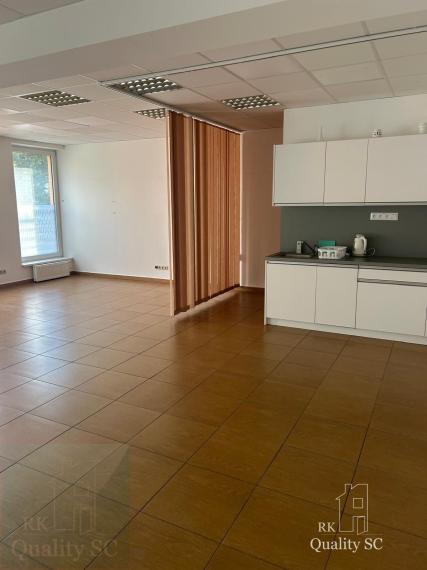 NA PRENÁJOM – KANCELÁRSKY PRIESTOR v centre na pešej zóne 