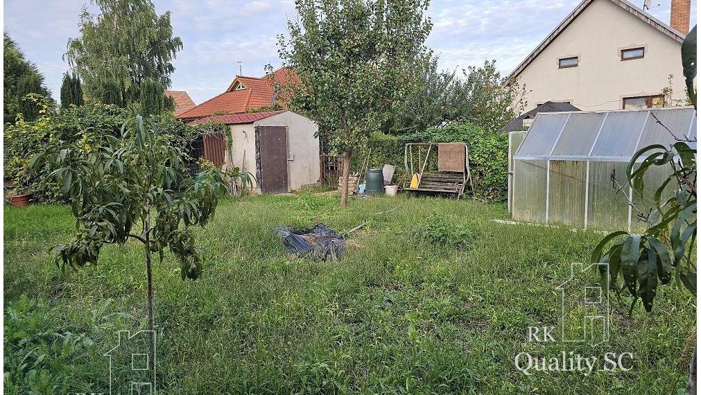 NOVÁ CENA - Okr. Senec - TUREŇ - EXKLUZÍVNE NA PREDAJ rodinný dom na 8 á pozemku s veľkometrážnymi izbami