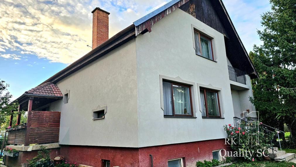 REZERVOVANÉ - NOVÁ CENA - Okr. Senec - TUREŇ - EXKLUZÍVNE NA PREDAJ rodinný dom na 8 á pozemku s veľkometrážnymi izbami