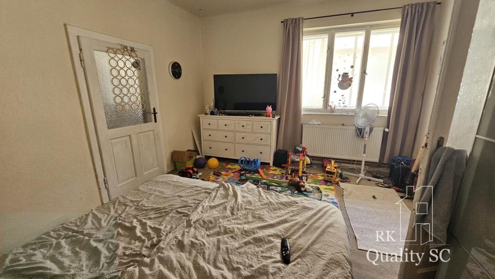 Okres Trnava- obec Pavlice – nehnuteľnosť s potenciálom - 4 izb. RD v centre obce s veľkým pozemkom 984 m2 