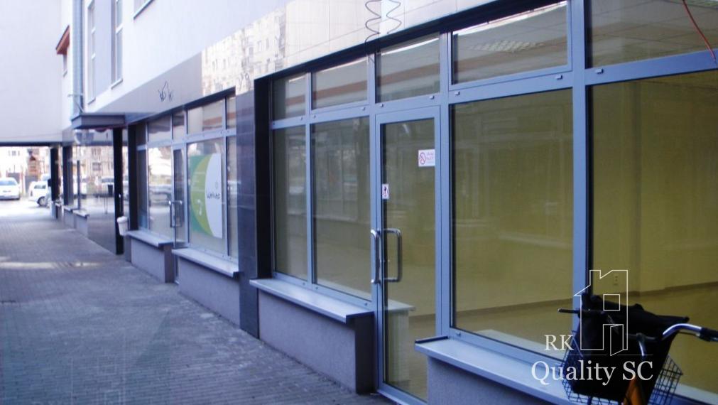 SENEC - NA PRENÁJOM – KANCELÁRSKY PRIESTOR v centre pri pešej zóne 