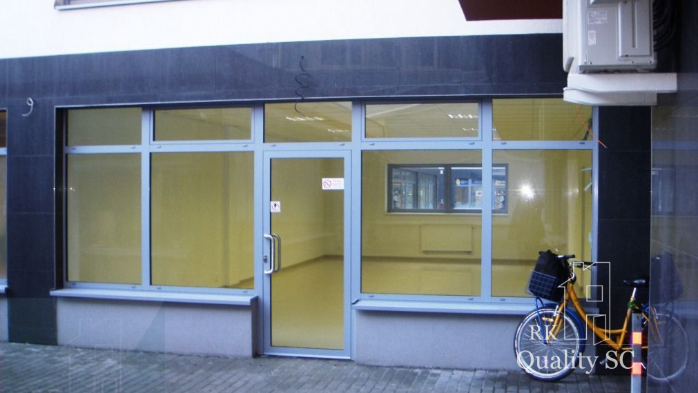 SENEC - NA PRENÁJOM – KANCELÁRSKY PRIESTOR v centre pri pešej zóne 
