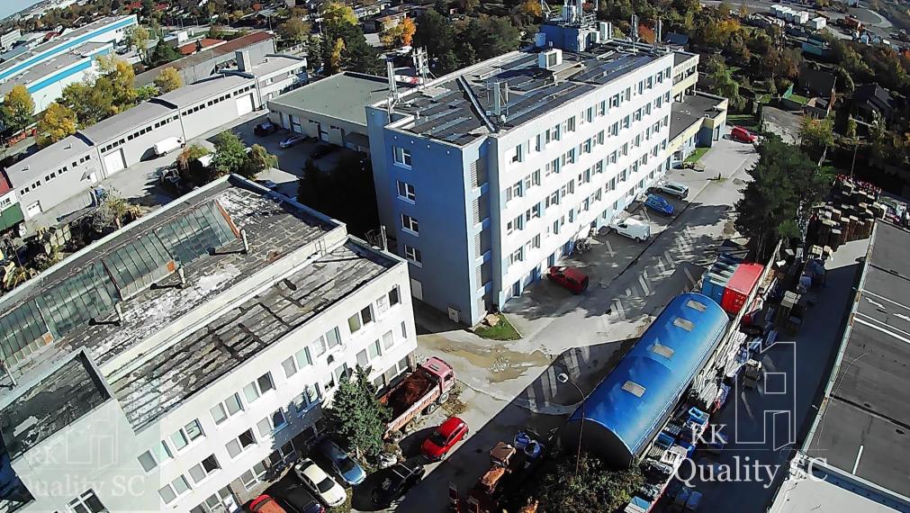 NA PREDAJ – skladový objekt s ubytovňou a kanceláriami v Bratislave III