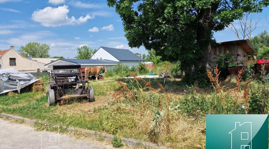 SENEC – PREDÁME  stavebný pozemok  o rozlohe 35 á na Nitrianskej ulici v Senci