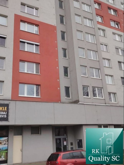 REZERVOVANÉ - BRATISLAVA V. - Petržalka - NA PREDAJ EXKLUZÍVNE IBA U NÁS - 2 garsónka s 2 loggiami a pivnicou v žiadanej lokalite, ul. Gessayova