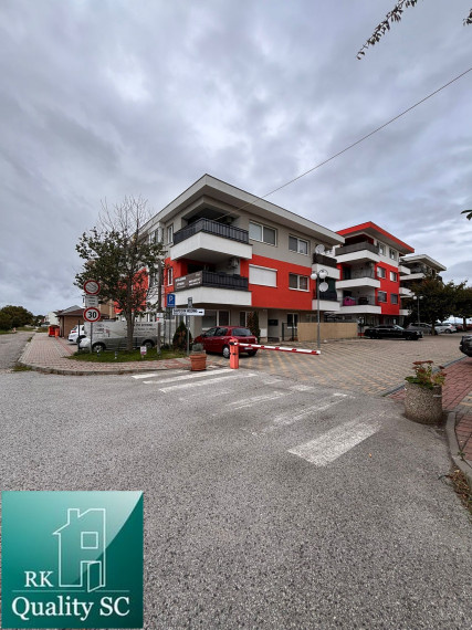 SENEC - EXKLUZÍVNE NA PREDAJ 3 izbový HOLOBYT s vlastným kúrením, vo vyhľadávanej lokalite pri Slnečných jazerách - Viladomy - ul. Dlhá v Senci