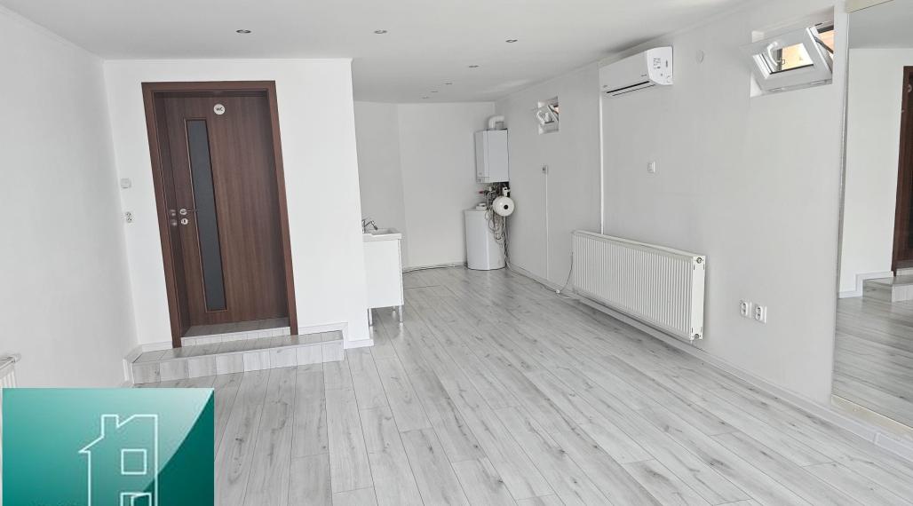 SENEC – obchodný priestor - kancelária - salón, na Lichnerovej ulici v centre mesta