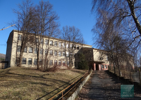 KOKAVA NAD RIMAVICOU – NA PREDAJ – budova na podnikateľské účely v blízkosti centra okr. LUČENEC