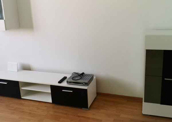 PRENAJATÉ - 2.izbový byt v Senci