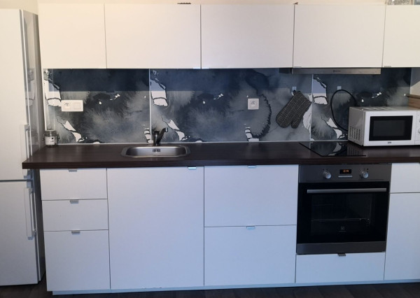 PRENAJATÉ - SENEC - 2 izbový byt s loggiou na Tulipánovej ulici neďaleko jazierka - v Senci