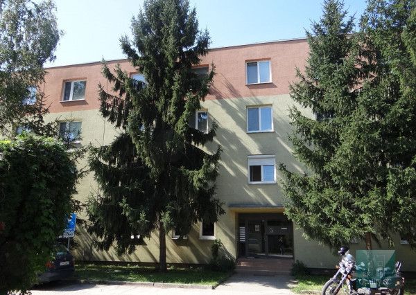 PREDANÉ - BERNOLÁKOVO – 4 izbový byt v tichej lokalite po čiastočnej rekonštrukcii s balkónom - okr. SENEC