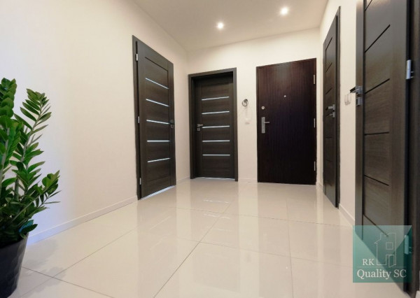 PREDANÉ - Bratislava ll - Ponúkame na predaj výborne dispozične riešený 4izbový byt na ul. Estónskej v tichom prostredí - v Bratislave