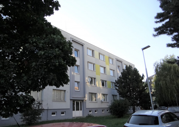NA PREDAJ 3 izbový zariadený byt s loggiou v tichom prostredí v Senci - ul. Gagarinova