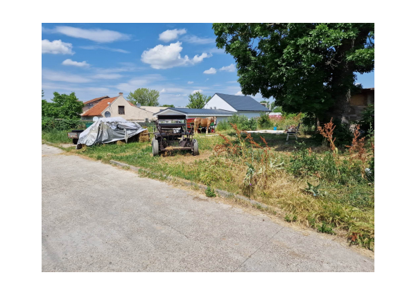 SENEC – PREDÁME  stavebný pozemok  o rozlohe cca 35 á na Nitrianskej ulici v Senci
