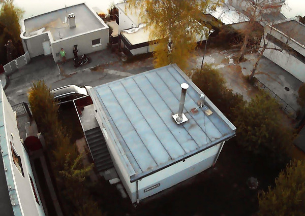 ZIMNÁ CENA 189.900,- SENEC – SLNEČNÉ JAZERÁ JUH – NA PREDAJ - romantická rekreačná chata po rekonštrukcii s prístupom na pláž