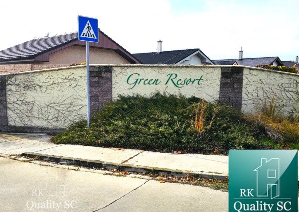 Okr. SENEC - Hrubá Borša Green Resort - NA PREDAJ kompletne zariadený rodinný dom - 3 izbová novostavba typu bungalov