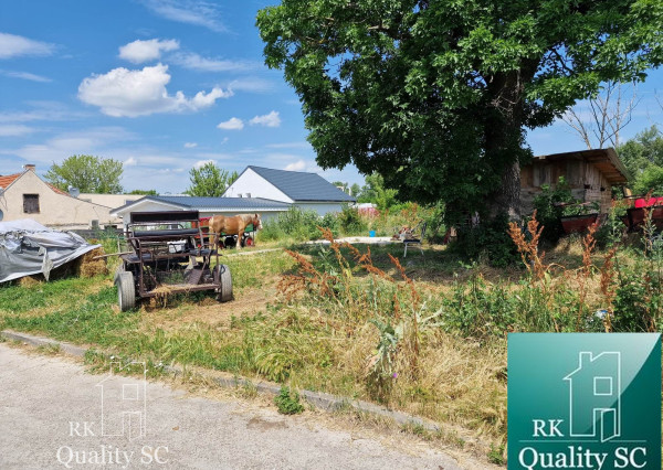 SENEC – PREDÁME  stavebný pozemok  o rozlohe 35 á na Nitrianskej ulici v Senci