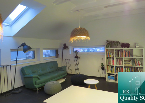 NA PRENÁJOM - moderný 2 izbový byt kompletne zariadený v centre mesta s parkovacím miestom - SENEC 