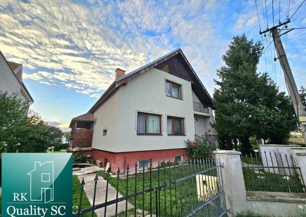NOVÁ CENA - Okr. Senec - TUREŇ - EXKLUZÍVNE NA PREDAJ rodinný dom na 8 á pozemku s veľkometrážnymi izbami