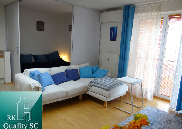 SENEC - EXKLUZÍVNE NA PREDAJ - kompletne zariadený a klimatizovaný 1 izbový byt v centre mesta - Nám. 1. mája v Senci