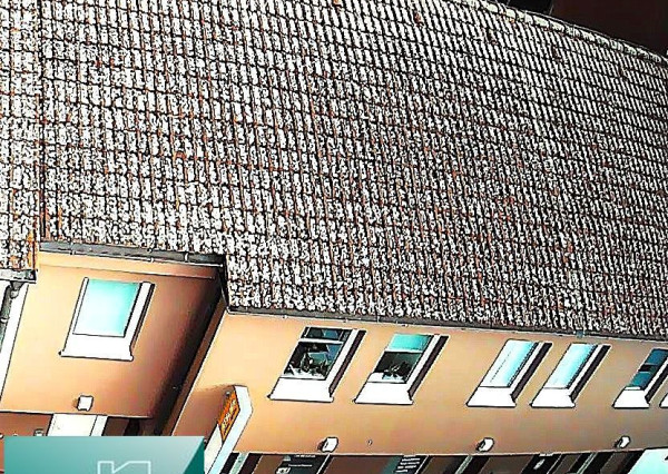 NA PREDAJ – polyfunkčný objekt v úplnom centre mesta Senec - obchodný priestor na prízemí a kancelárie na poschodí - pri pešej zóne