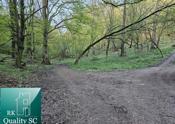 NA PREDAJ - Bratislava IV. - Devín - nie na výstavbu, ale na oddych - výnimočný pozemok v srdci prírody pod Švábskym vrchom o rozlohe 11 467 m2