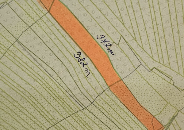 NA PREDAJ - Bratislava IV. - Devín - nie na výstavbu, ale na oddych - výnimočný pozemok v srdci prírody pod Švábskym vrchom o rozlohe 11 467 m2