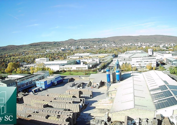 BRATISLAVA III. - RAČA - NA PREDAJ - priemyselný objekt s polyfunkčnou budovou s veľkou halou, ubytovacími a kancelárskymi priestormi v Bratislave